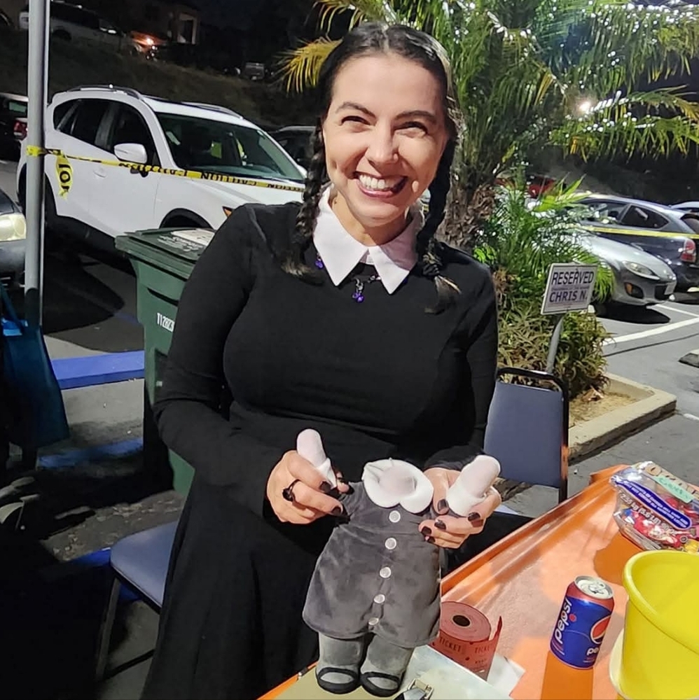 Wednesday Adams Halloween Dress With Adorable Headless Doll